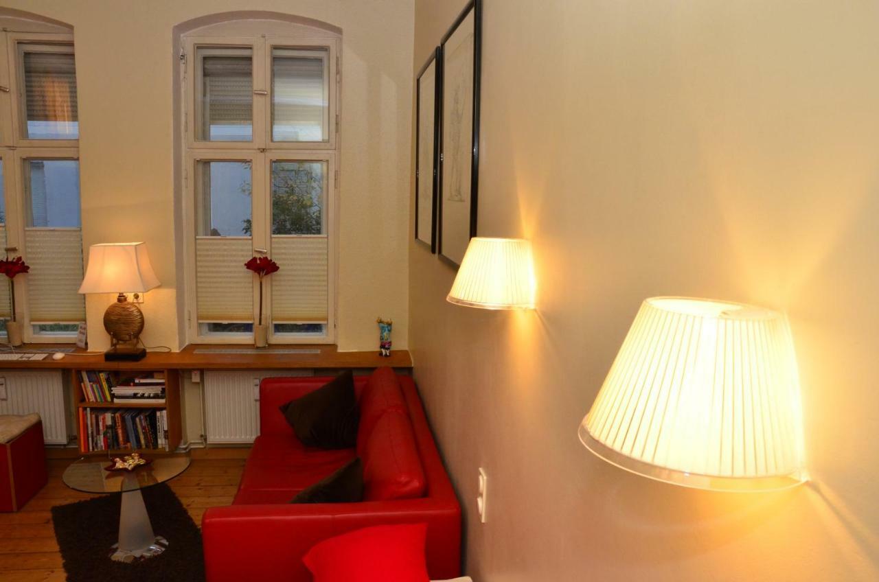 Zentral Gelegen - Stilvolles Appartment In Moabit Berlin Eksteriør billede